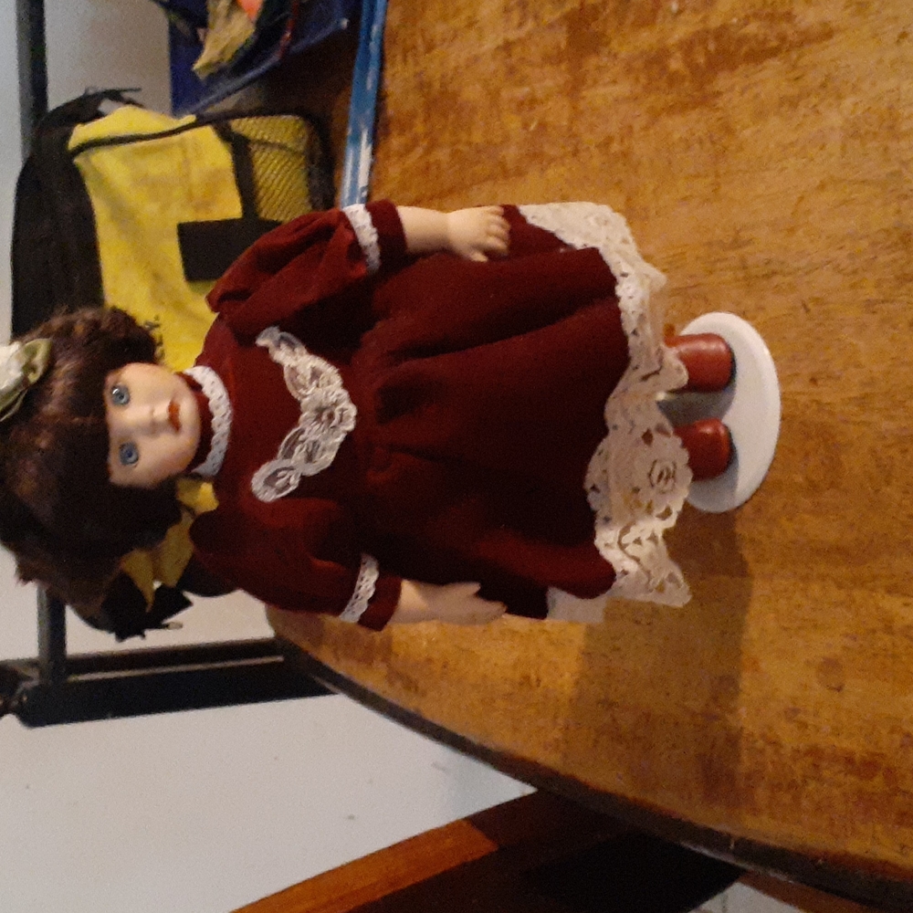 Glass dolls